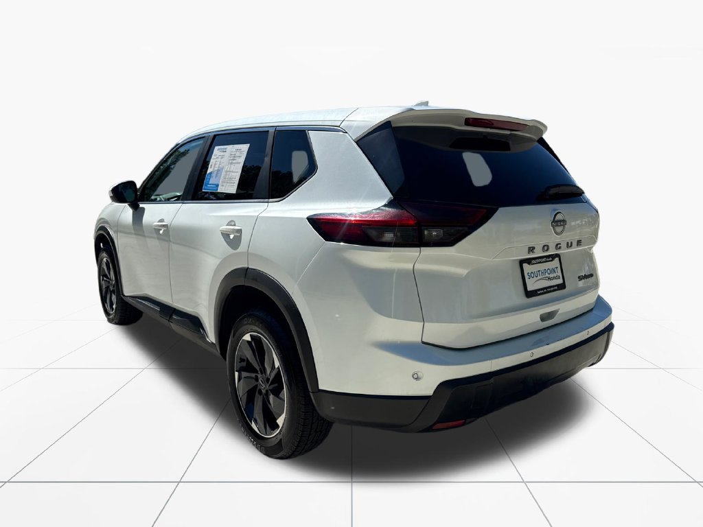 Used 2024 Nissan Rogue SV AWD/4WD image 6