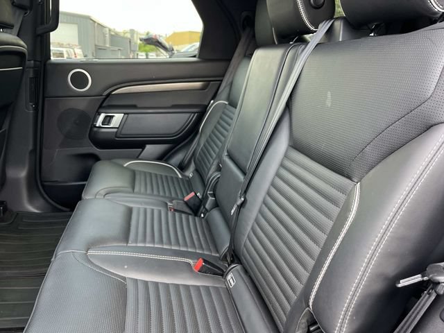 Used 2018 Land Rover Discovery HSE AWD/4WD image 26