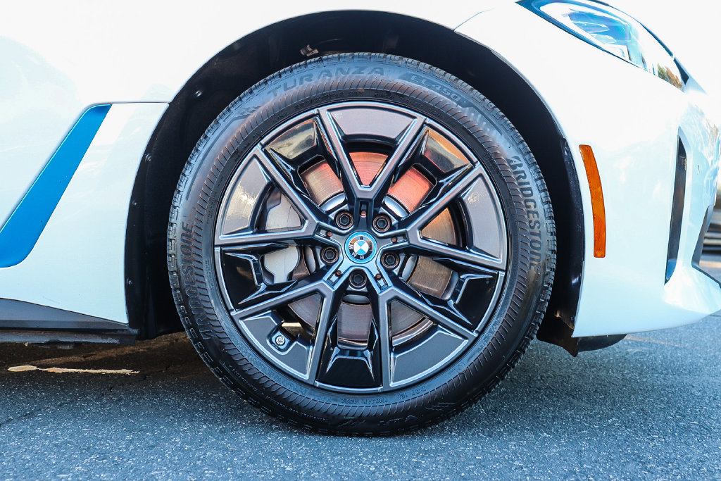 Certified 2023 BMW i4 eDrive35 w/ Premium Package RWD image 9