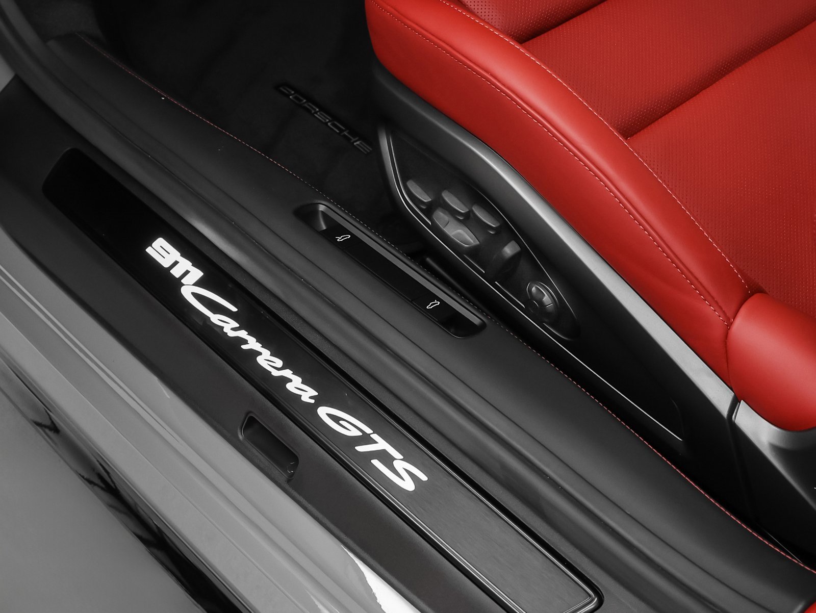 Used 2024 Porsche 911 Carrera GTS image 46