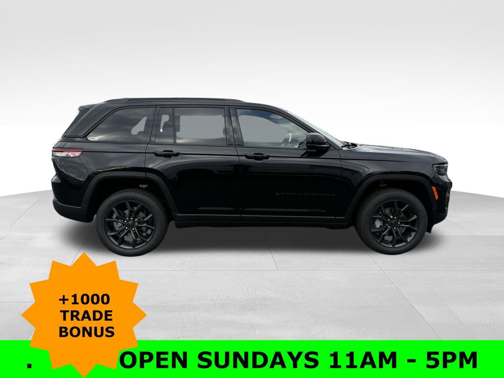 New 2025 Jeep Grand Cherokee Limited image 8