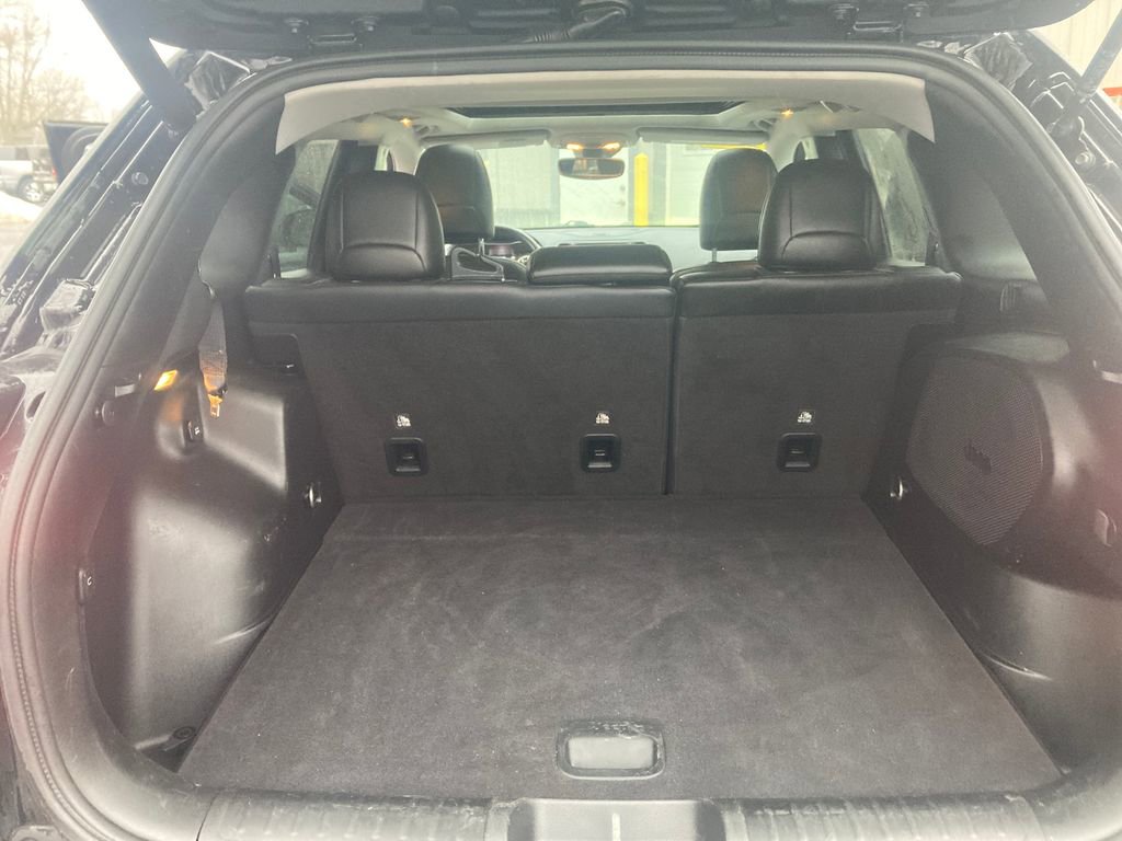 Used 2021 Jeep Cherokee Limited w/ Trailer Tow Group image 30