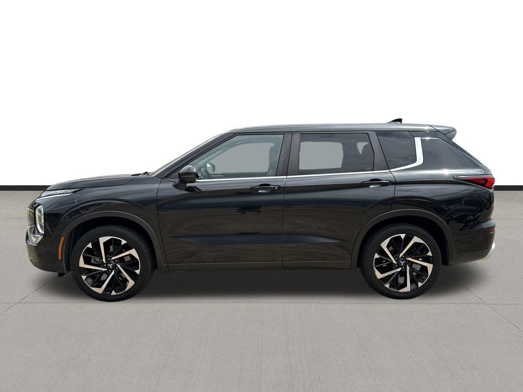 Used 2022 Mitsubishi Outlander SE FWD image 8