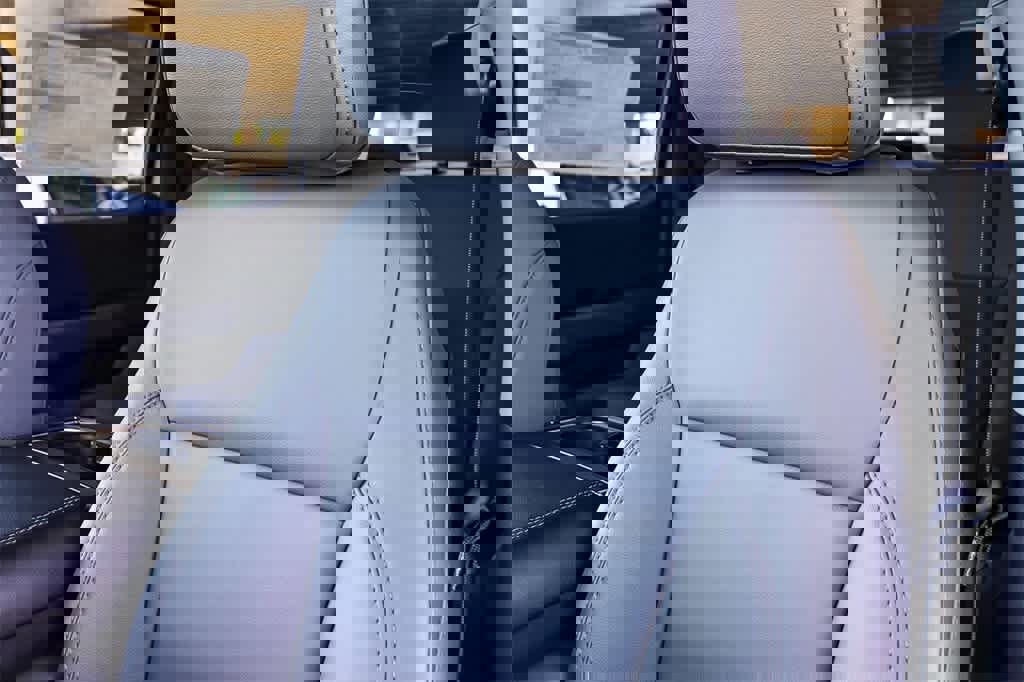 New 2025 Ford F150 Lightning Flash image 25