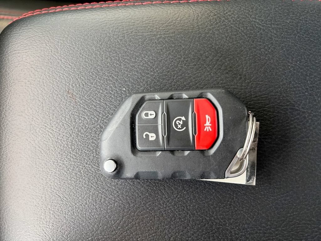 Used 2021 Jeep Wrangler Rubicon AWD/4WD image 36