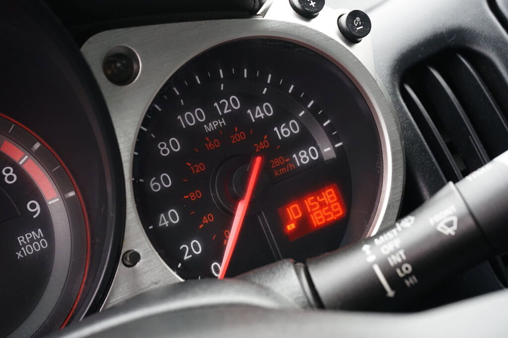 Used 2009 Nissan 370Z Coupe image 16