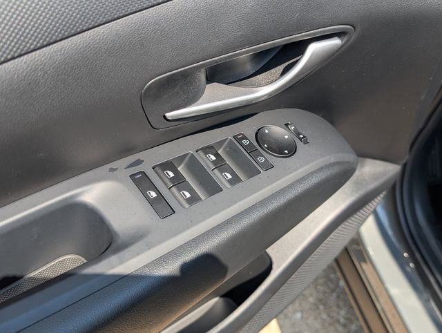 New 2026 Hyundai Santa Cruz SE FWD image 11