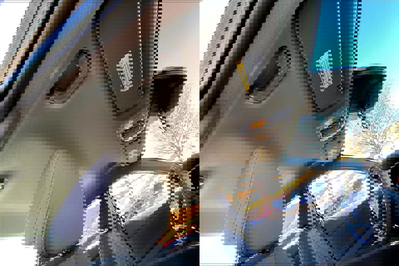 Used 2025 Hyundai Elantra Sport image 14