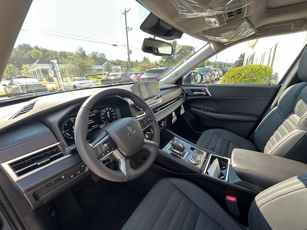 New 2025 Mitsubishi Outlander SE AWD/4WD image 11