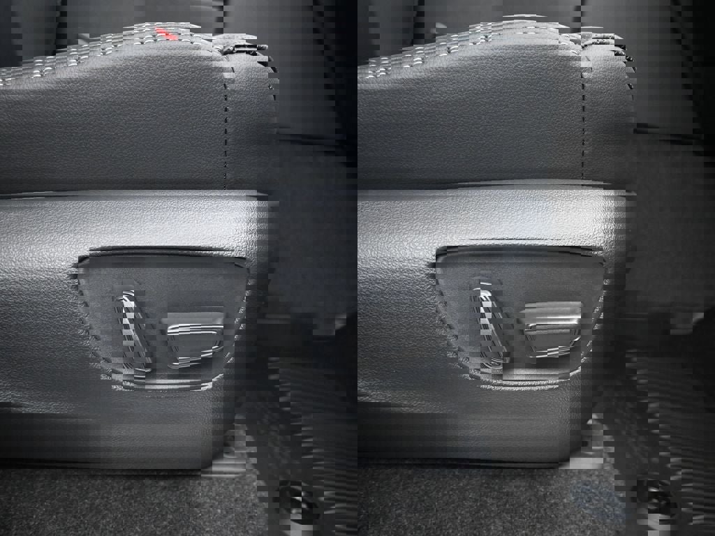 New 2026 Toyota Land Cruiser w/ Premium Package image 12