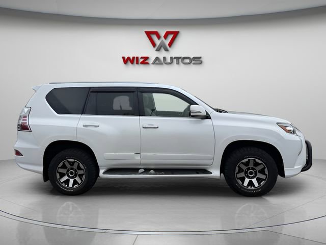 Used 2018 Lexus GX 460 Premium w/ Premium Package AWD/4WD image 4