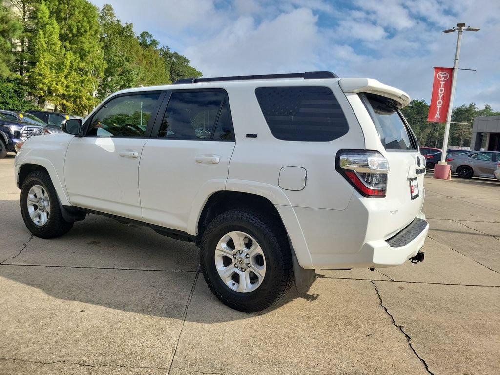Used 2015 Toyota 4Runner SR5 RWD image 3
