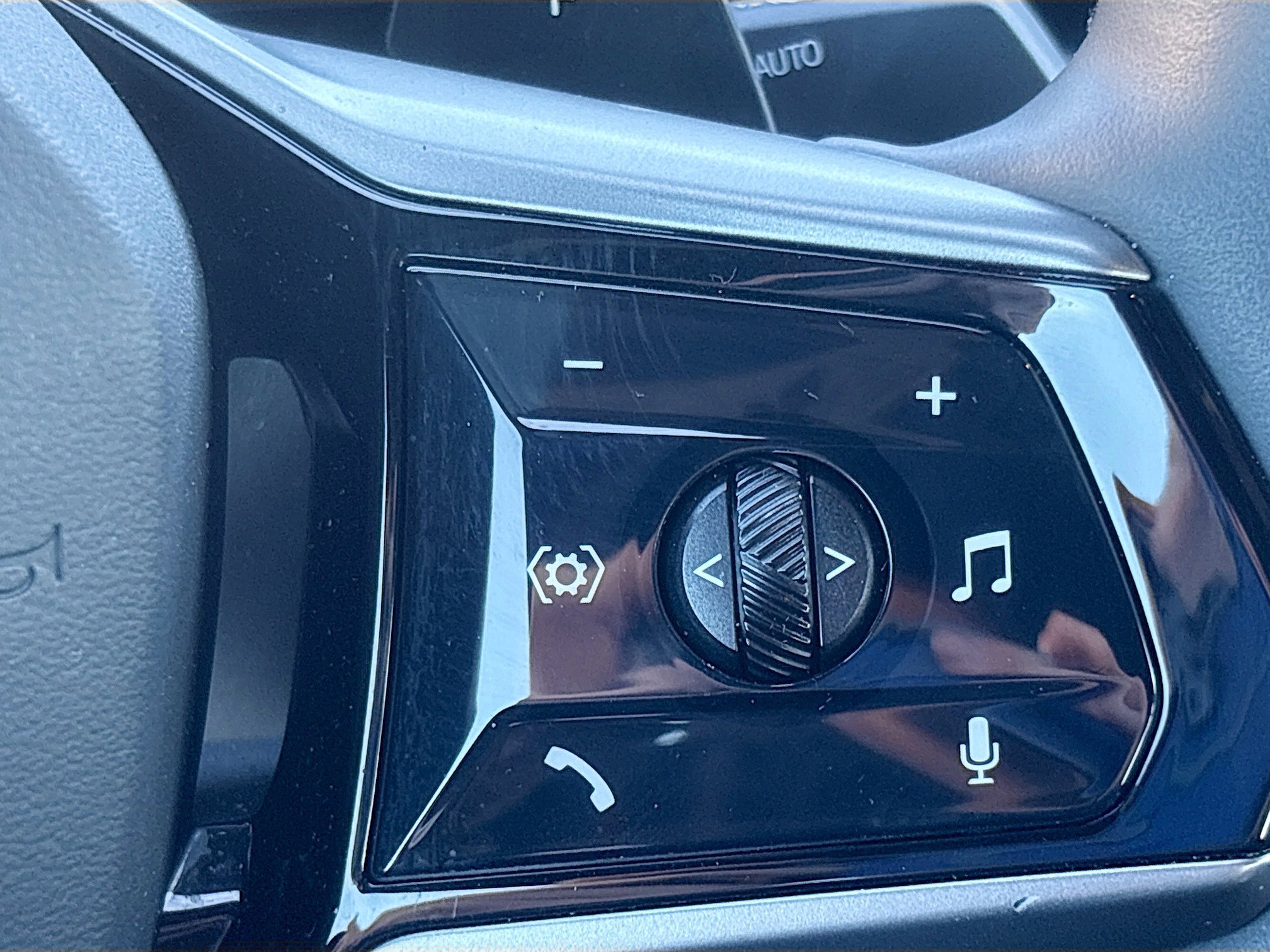 Used 2025 BMW 530i image 38