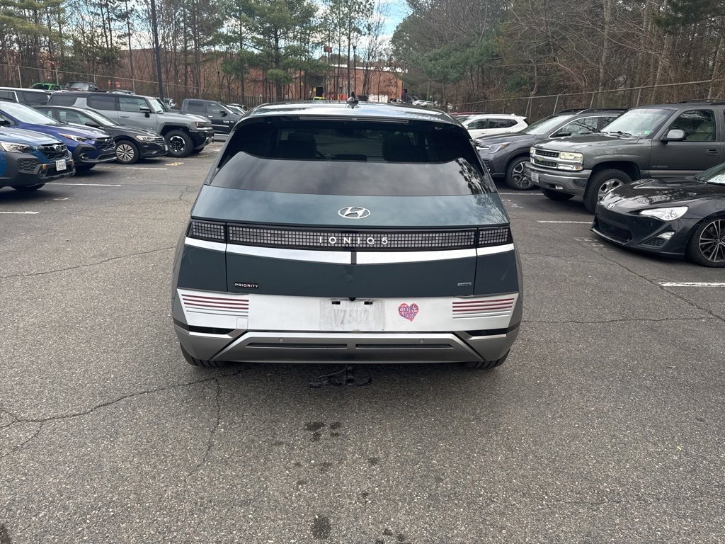 Used 2022 Hyundai Ioniq 5 Limited w/ Cargo Package image 5