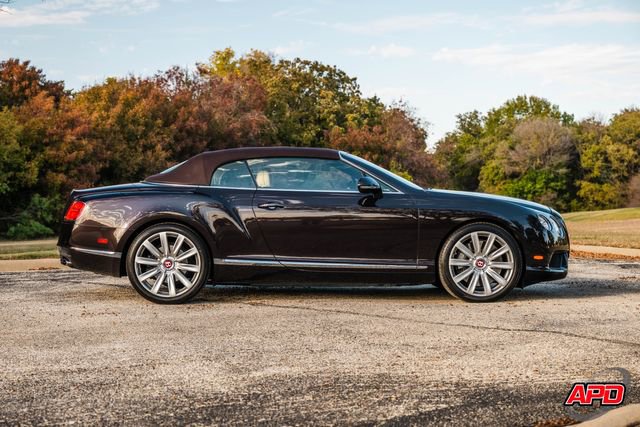 Used 2015 Bentley Continental GT image 31