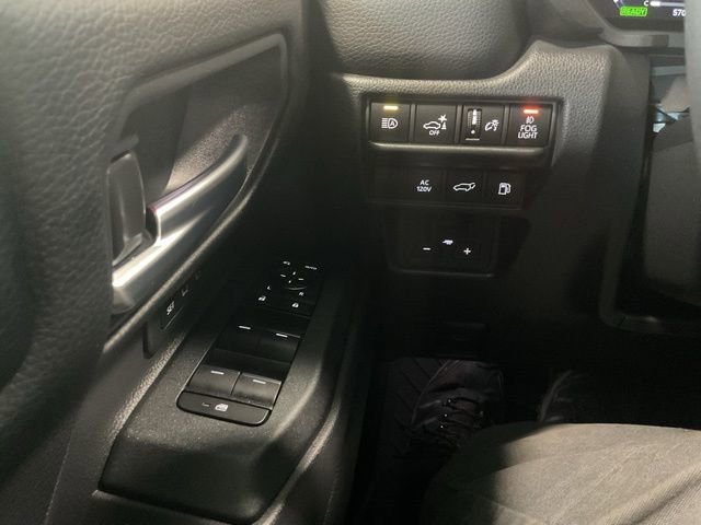 Used 2025 Toyota Land Cruiser w/ Premium Package image 17