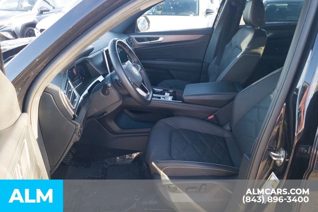 Used 2024 Volkswagen Atlas Cross Sport SE image 16