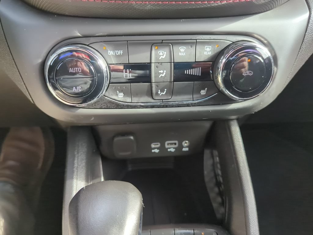 Certified 2023 Chevrolet TrailBlazer RS w/ Convenience Package AWD/4WD image 23