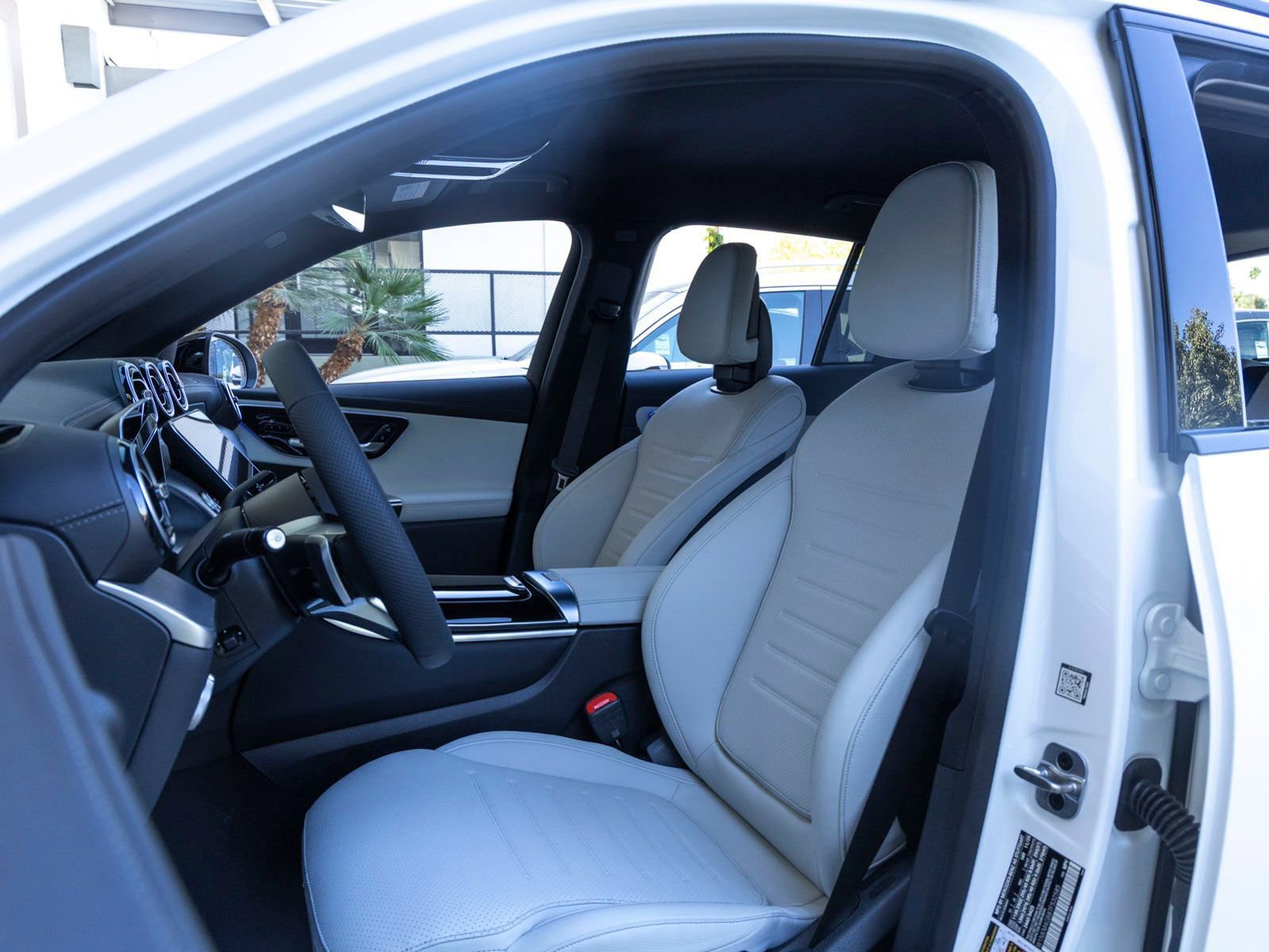 New 2026 Mercedes-Benz GLC 300 image 13