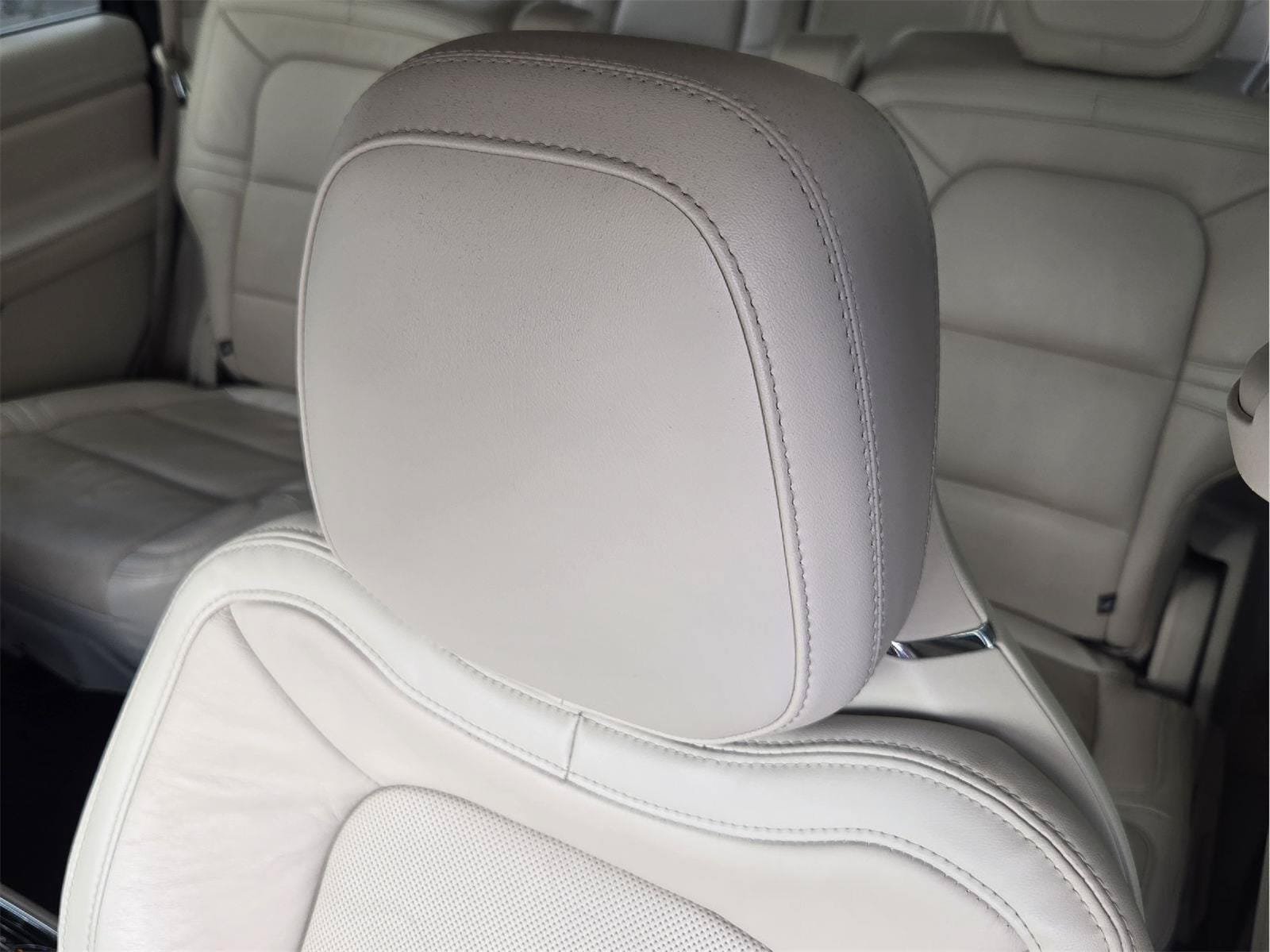 Used 2021 Lincoln Navigator Reserve AWD/4WD image 23
