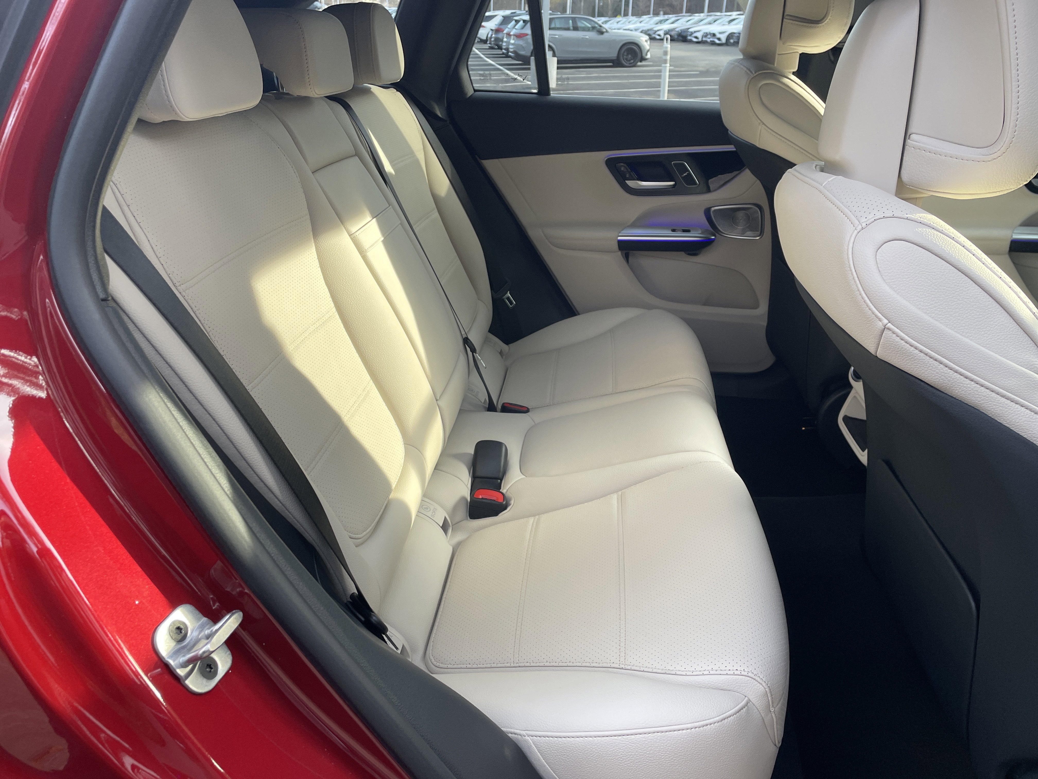 New 2026 Mercedes-Benz GLC 300 image 40