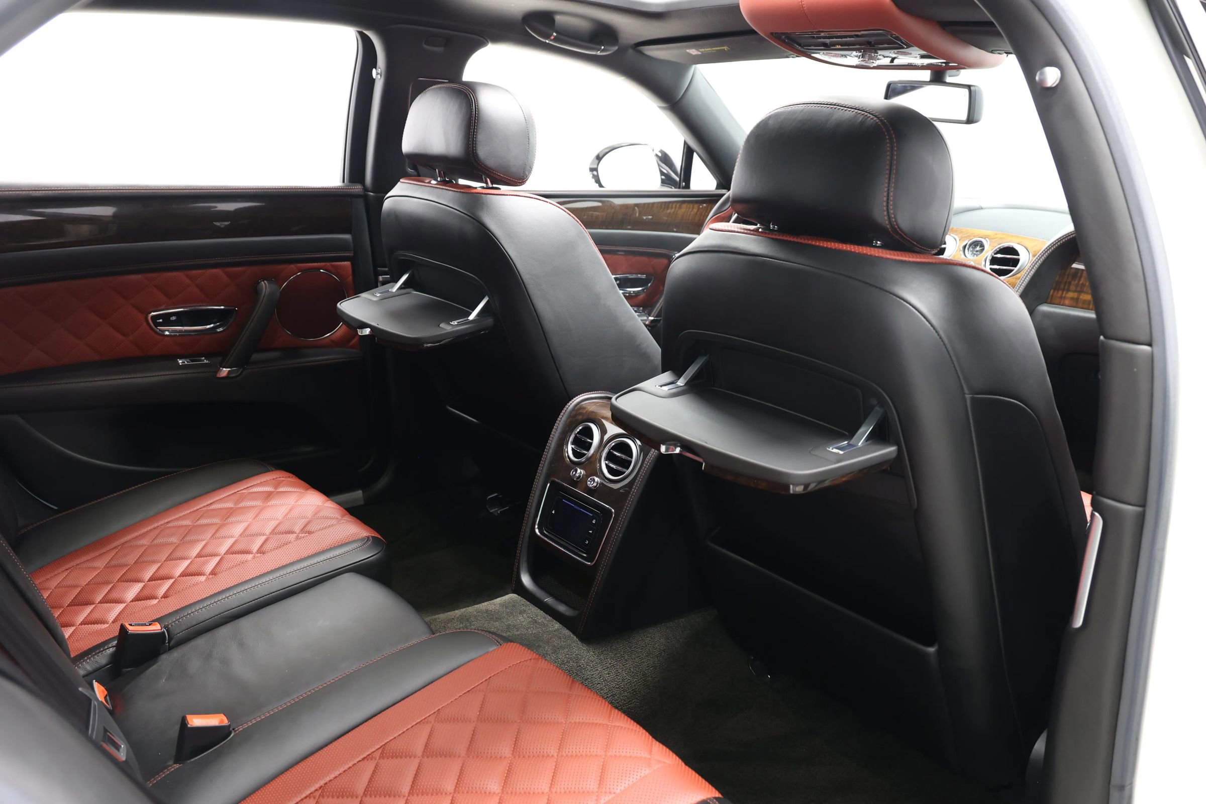 Used 2017 Bentley Flying Spur S V8 AWD/4WD image 84