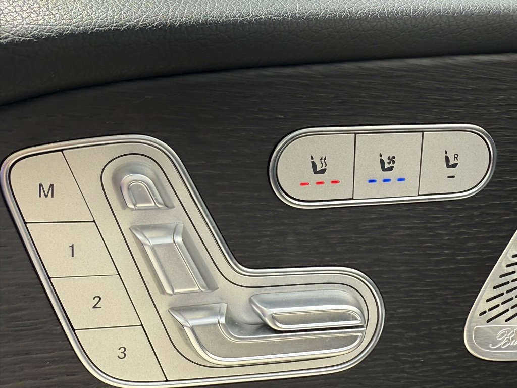 Used 2024 Mercedes-Benz GLE 350 4MATIC image 16