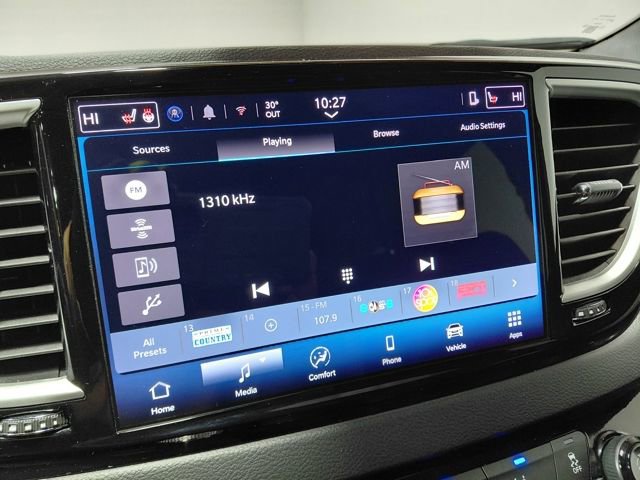 Used 2025 Chrysler Pacifica Select image 35