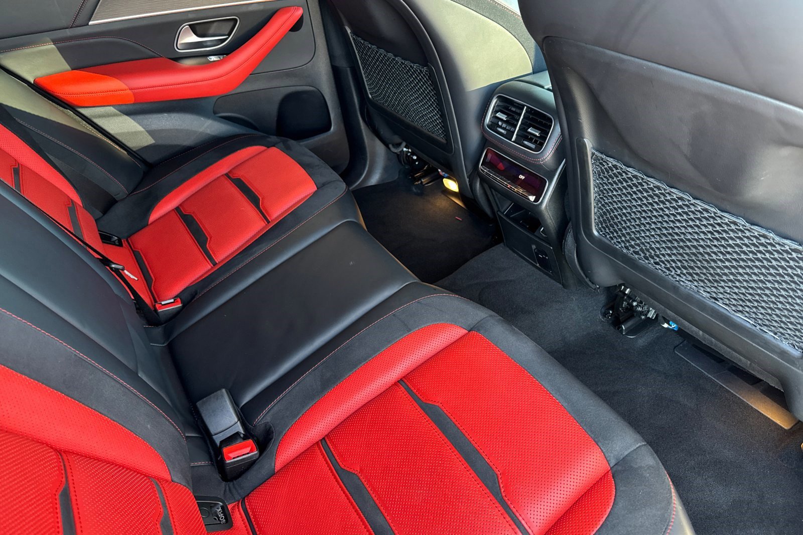 Used 2022 Mercedes-Benz GLE 53 AMG 4MATIC Coupe image 30