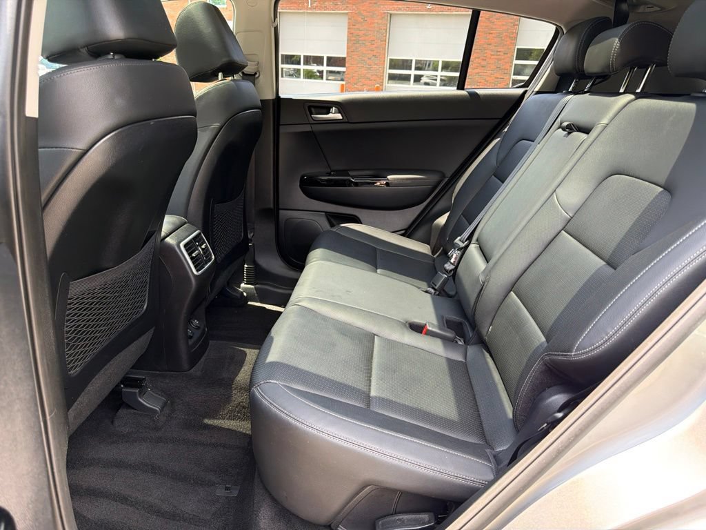 Certified 2022 Kia Sportage EX AWD/4WD image 26