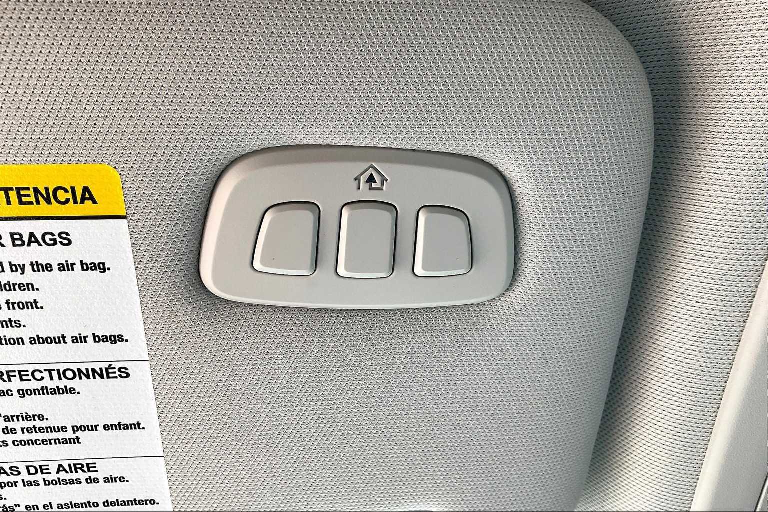 New 2025 Ford Explorer Active w/ Active Comfort Package image 18