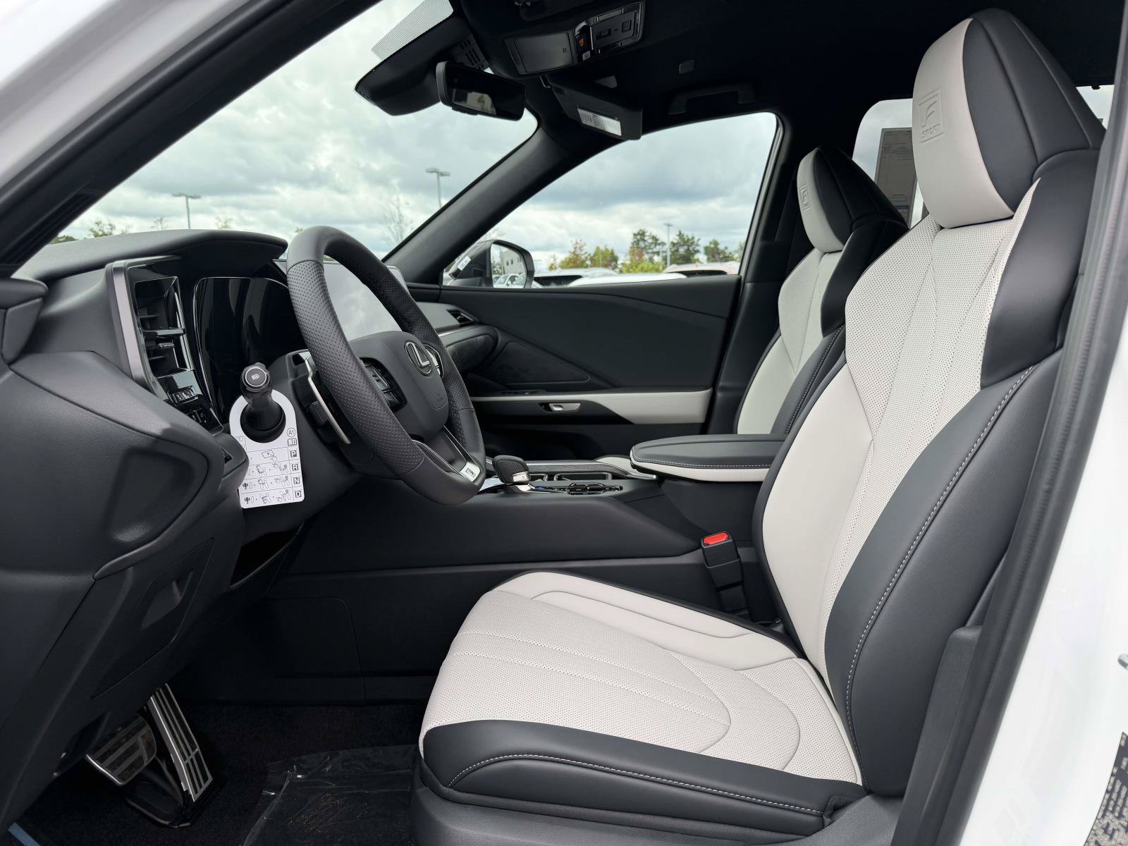 New 2026 Lexus TX 500h AWD w/ Technology Package image 14
