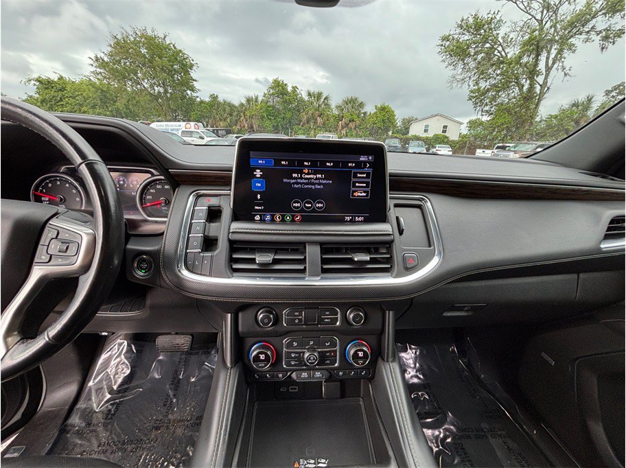 Used 2021 Chevrolet Suburban Premier RWD image 11