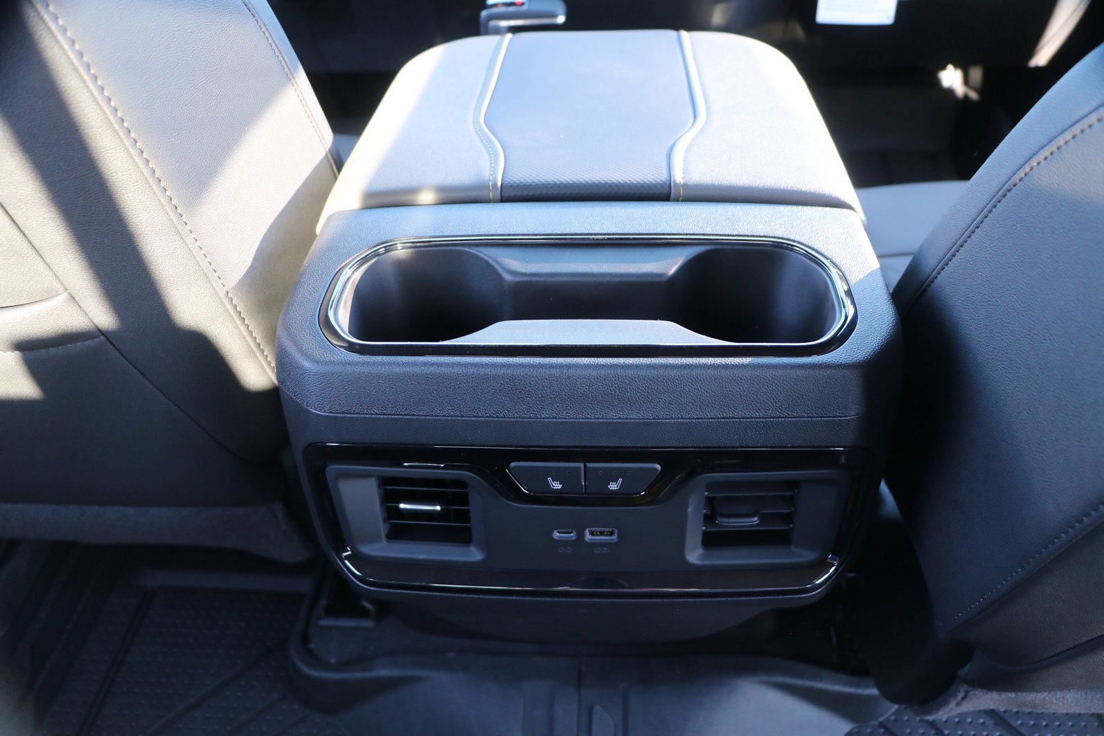 New 2026 Chevrolet Silverado 1500 ZR2 w/ LPO, Dark Essentials Package image 33