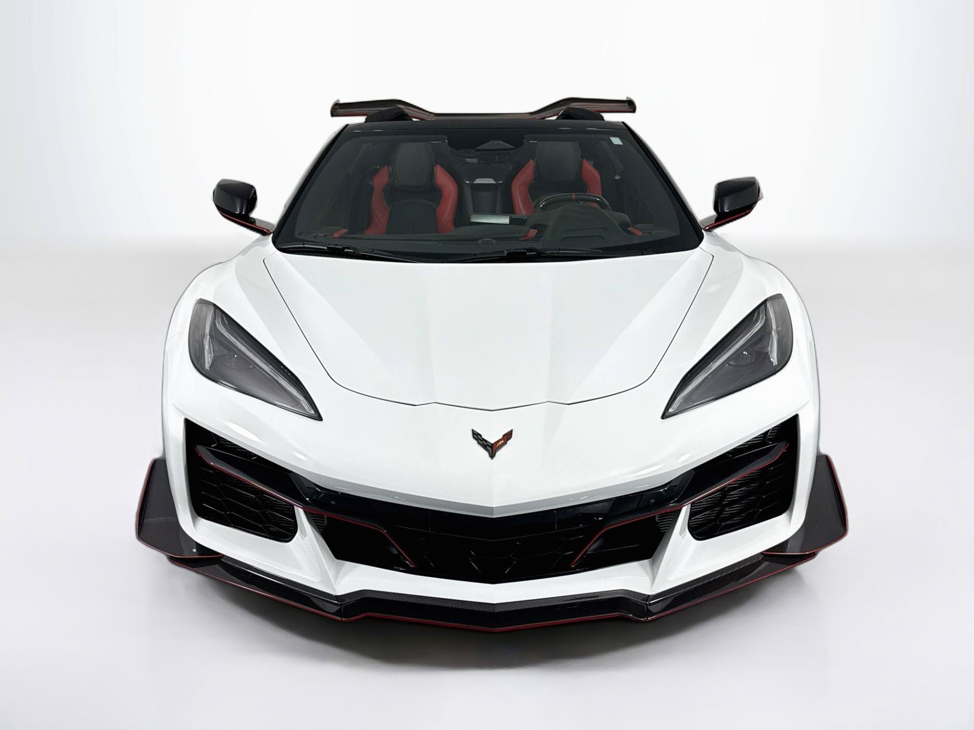 Used 2025 Chevrolet Corvette Z06 w/ Z07 Performance Package RWD image 2