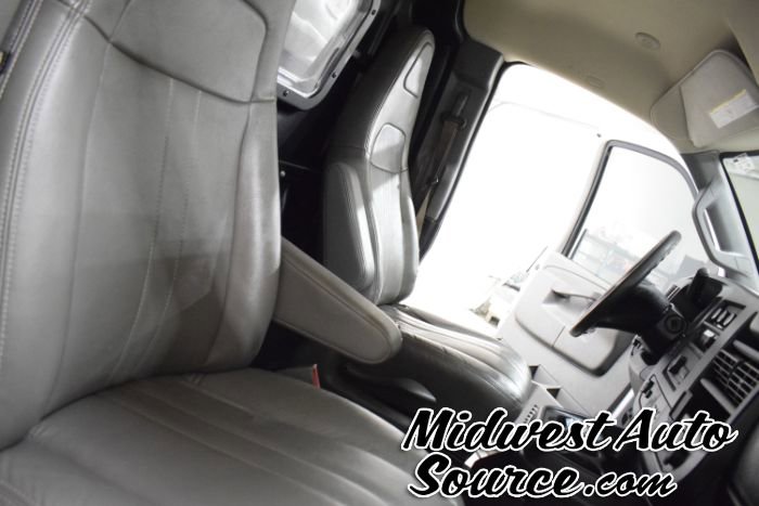 Used 2019 Chevrolet Express 2500 Extended w/ Driver Convenience Package image 23