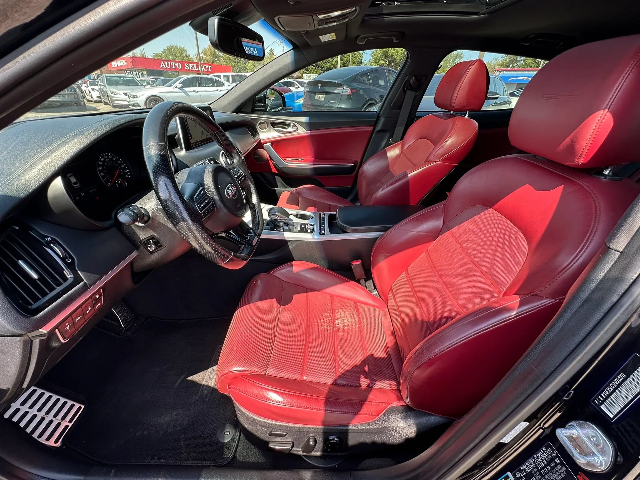 Used 2018 Kia Stinger GT2 AWD/4WD image 11