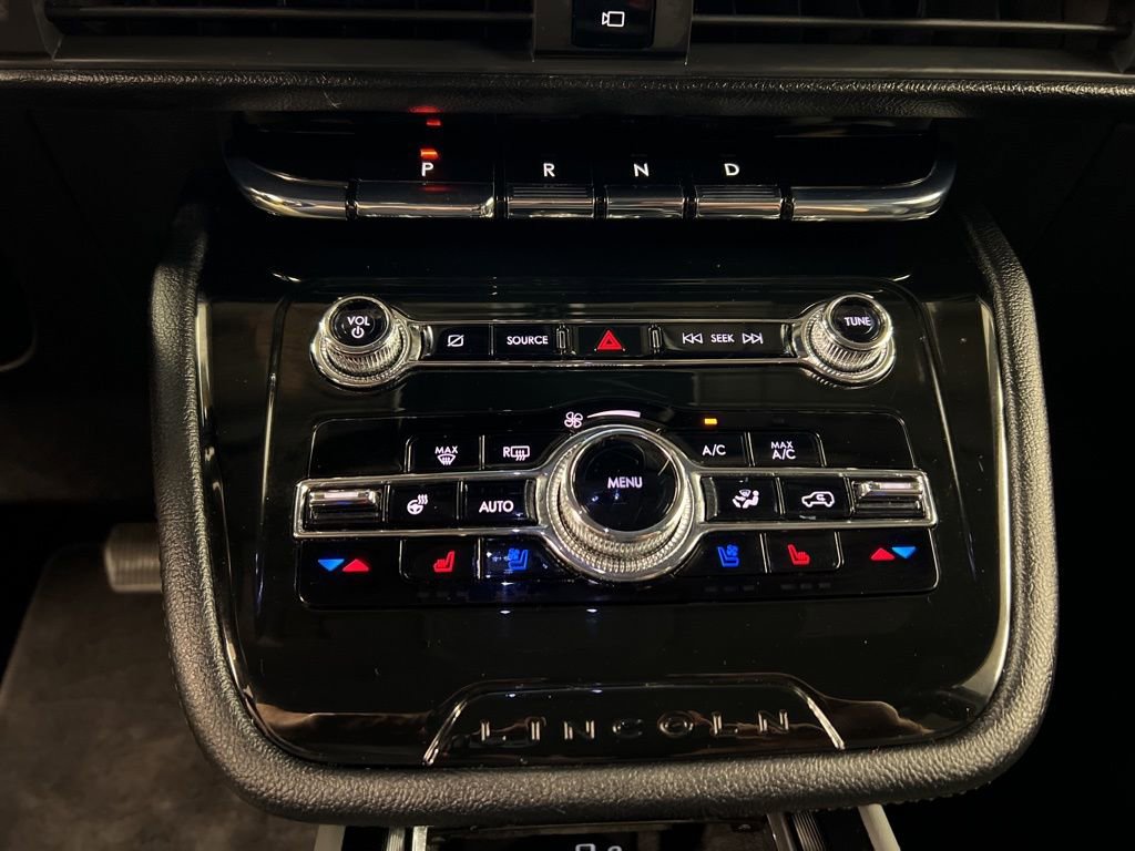 Certified 2022 Lincoln Corsair AWD w/ Equipment Group 101A image 13