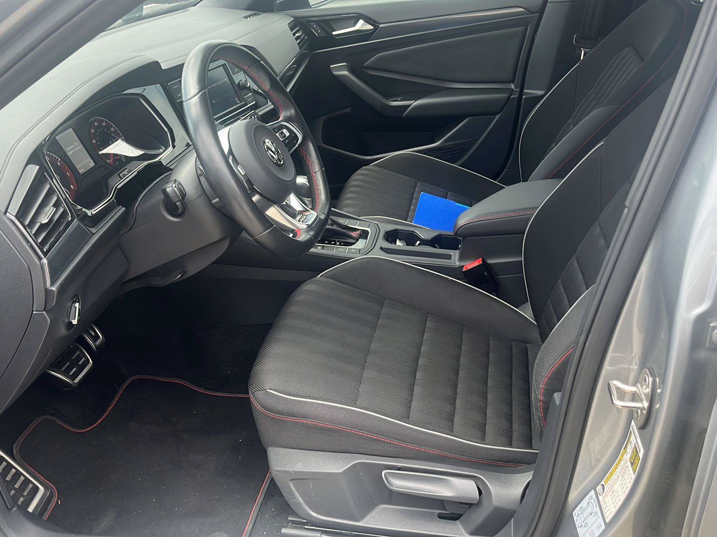 Used 2021 Volkswagen Jetta GLI FWD image 31
