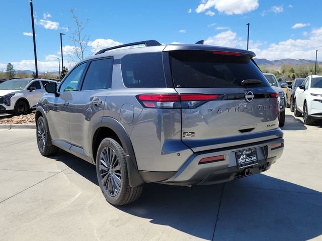 New 2026 Nissan Pathfinder SL image 3