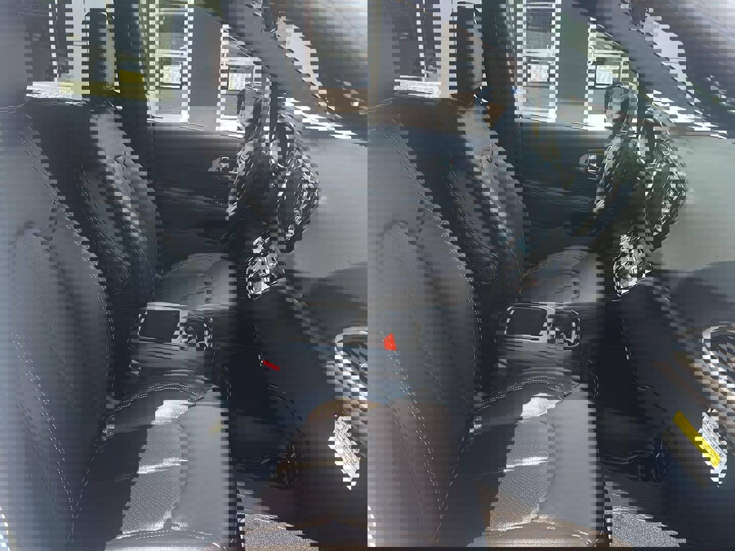 New 2026 Chrysler Voyager LX image 4