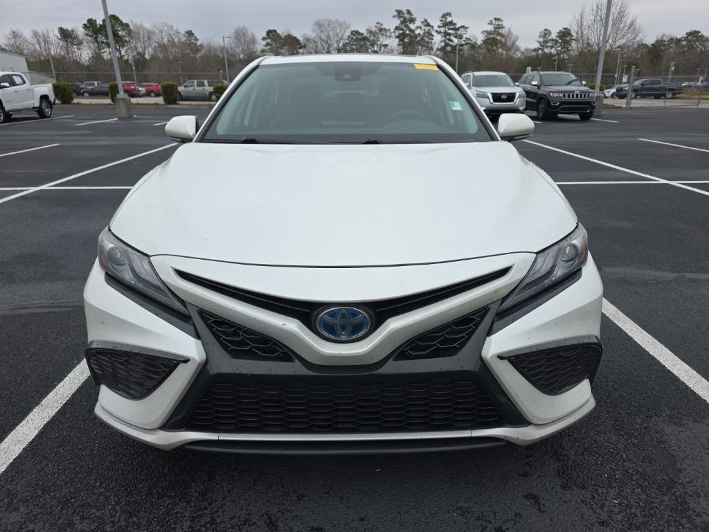 Used 2021 Toyota Camry XSE image 15