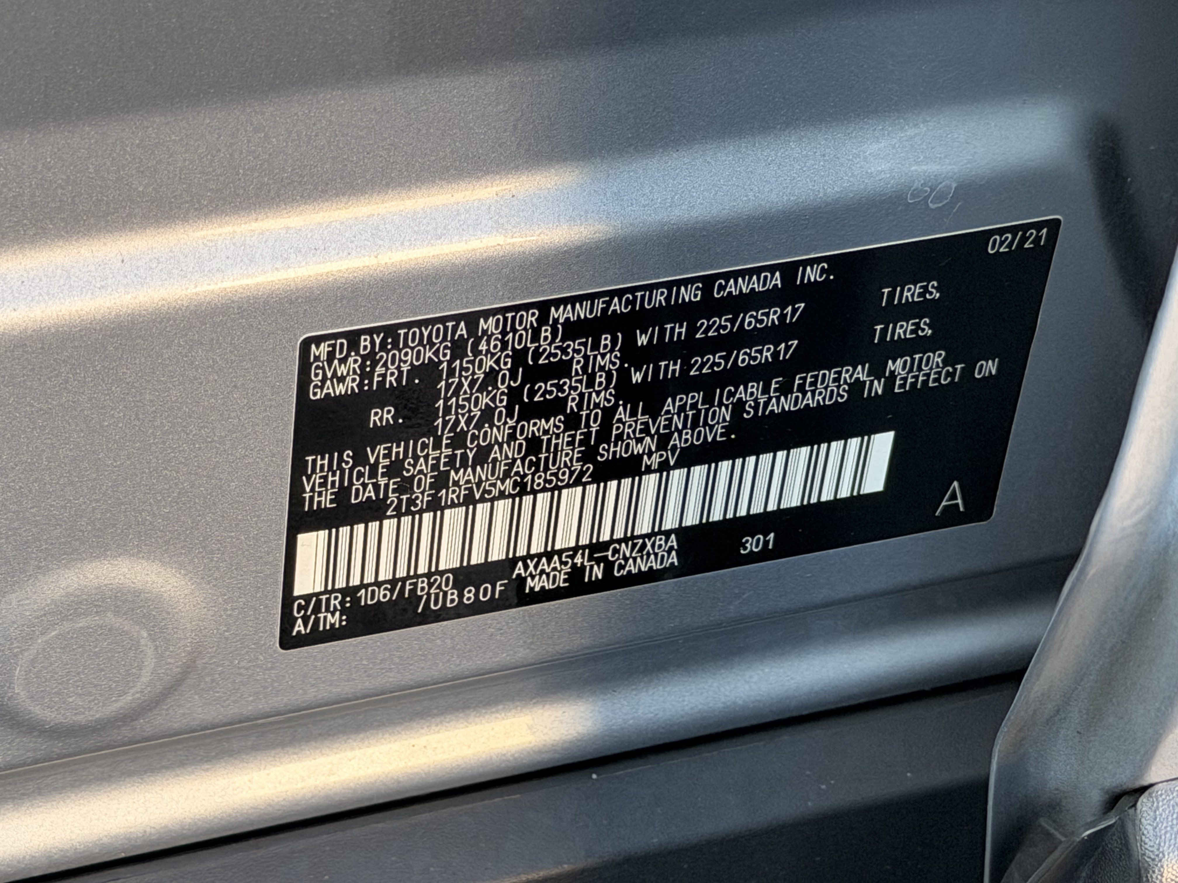 Used 2021 Toyota RAV4 LE AWD/4WD image 29
