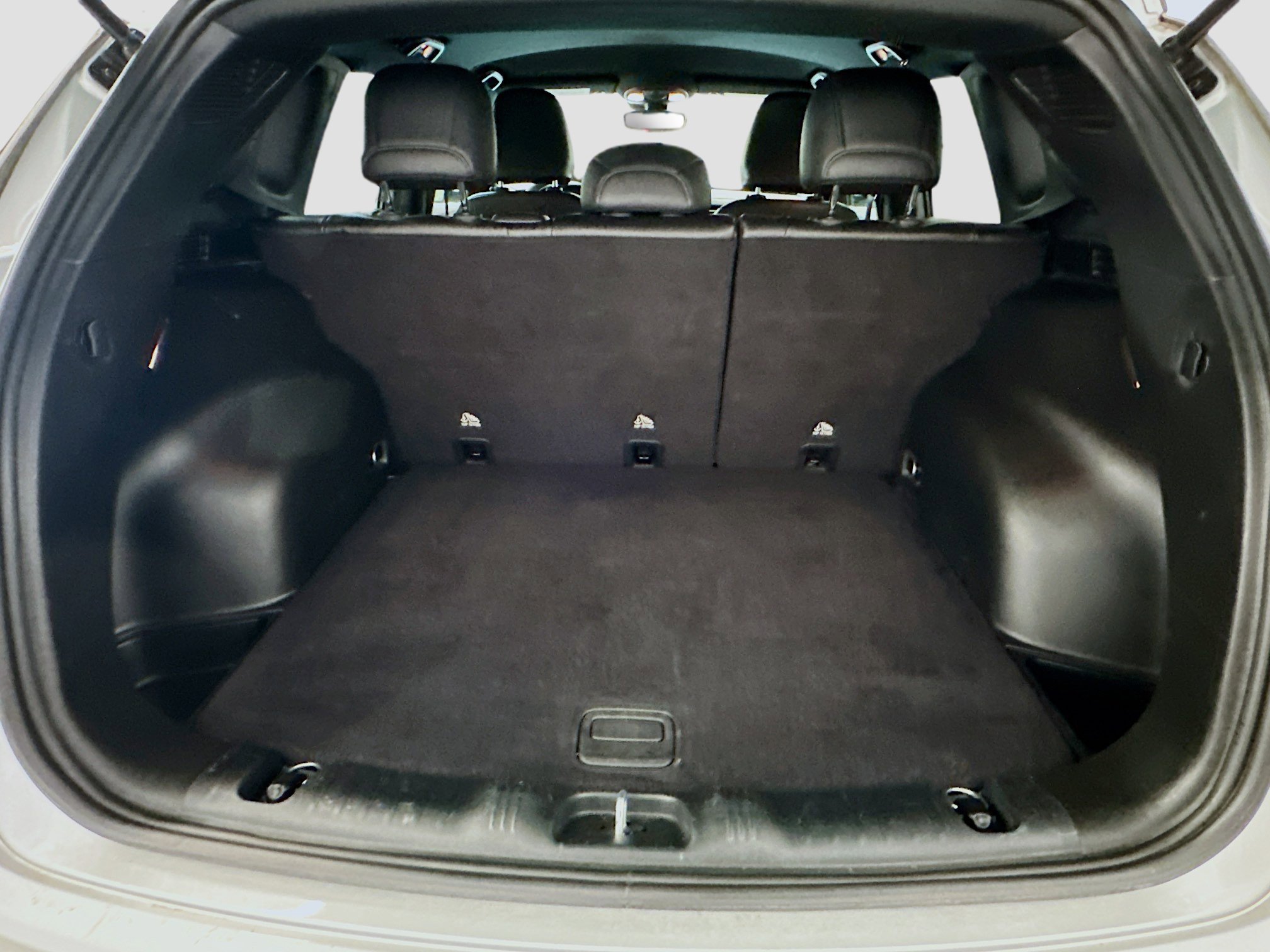 Used 2025 Jeep Compass Limited image 29