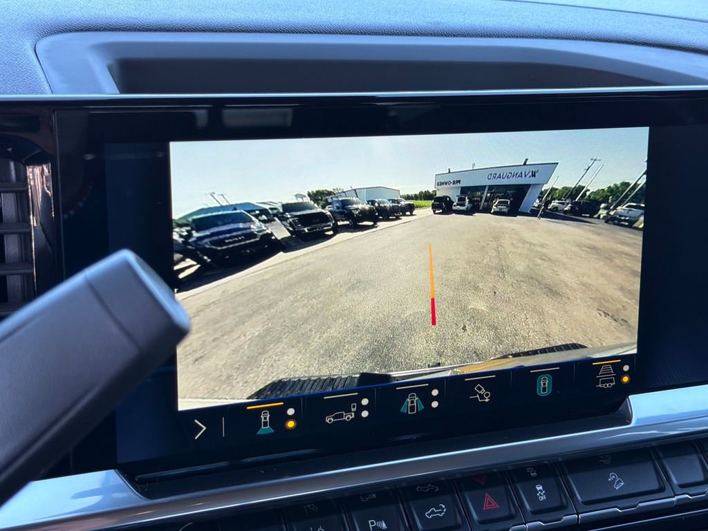 Used 2024 Chevrolet Silverado 2500 LT w/ Texas Edition image 25