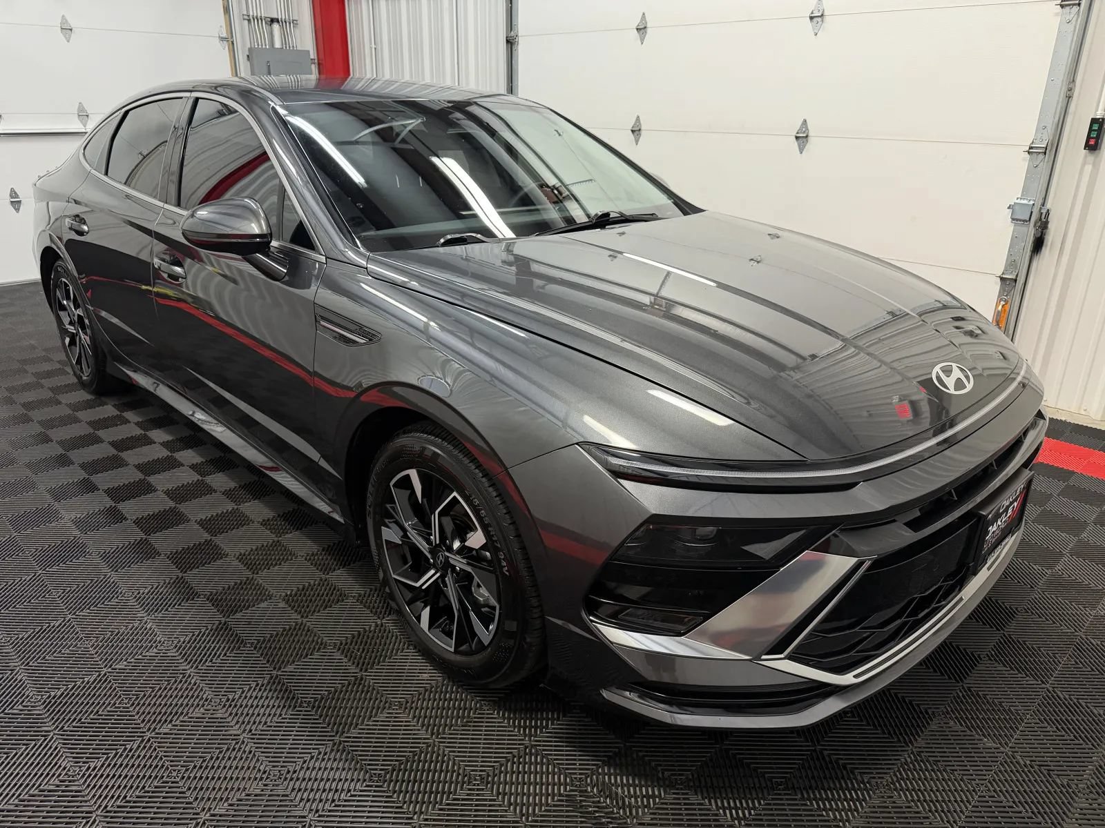 Used 2025 Hyundai Sonata SEL FWD image 5