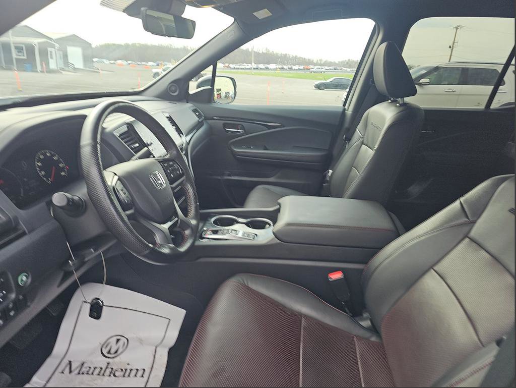 Used 2024 Honda Ridgeline Black Edition image 12