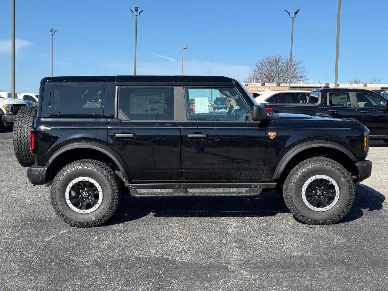 New 2026 Ford Bronco Badlands image 2