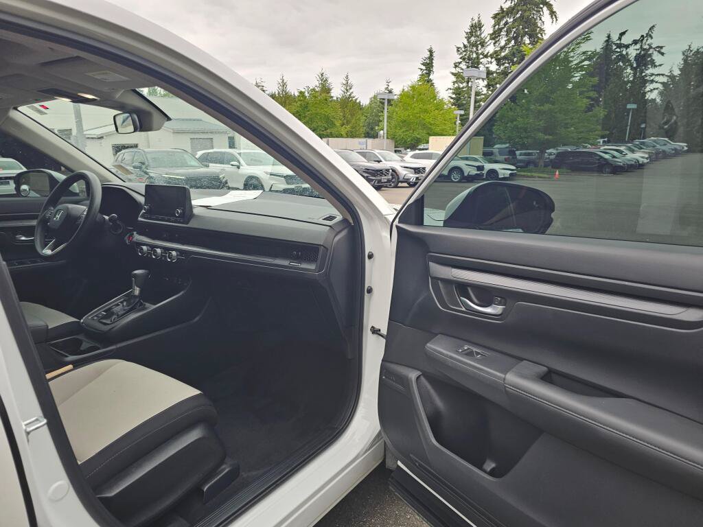 Used 2023 Honda CR-V EX image 11