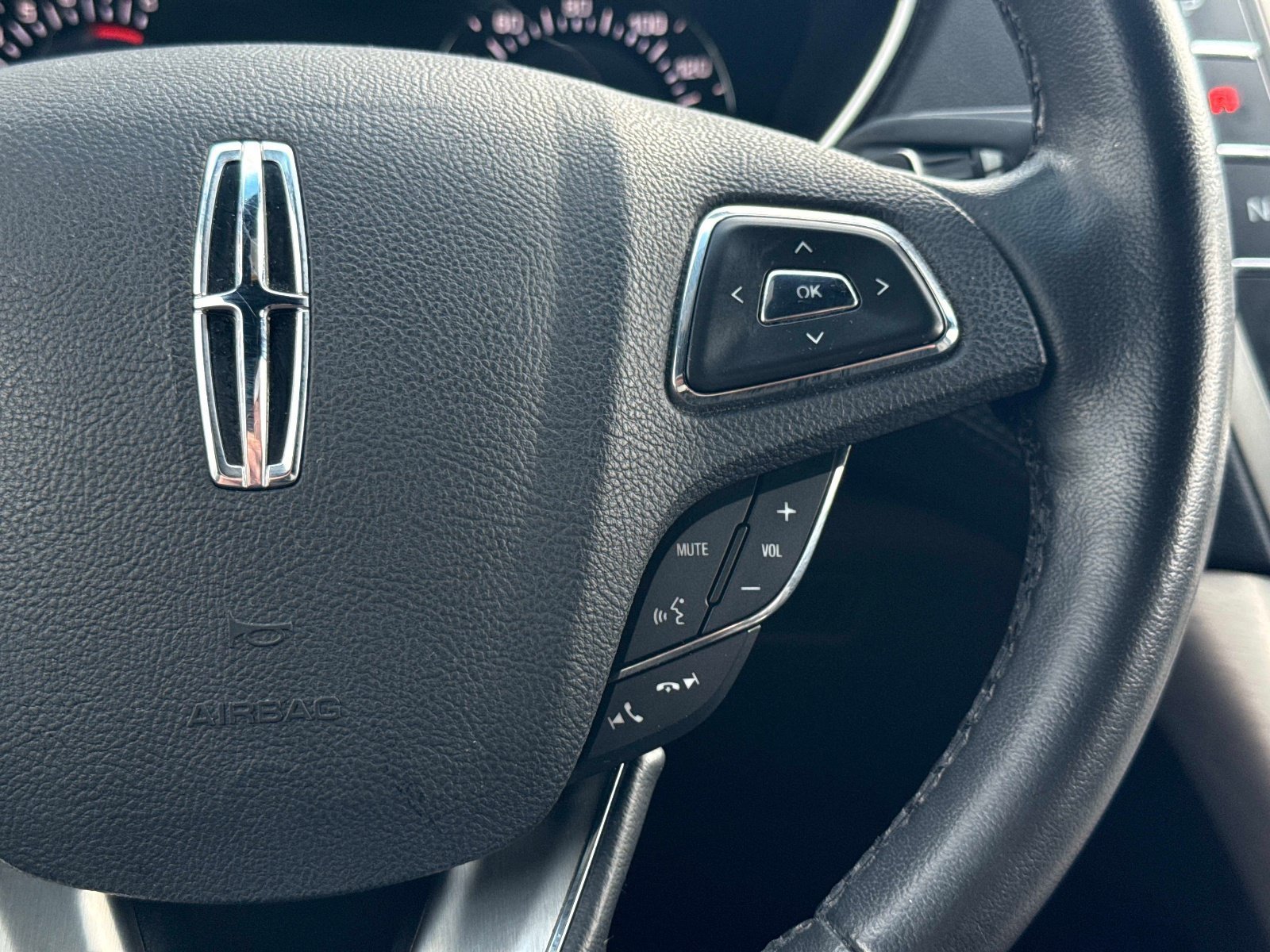 Used 2016 Lincoln MKX Premiere FWD image 27